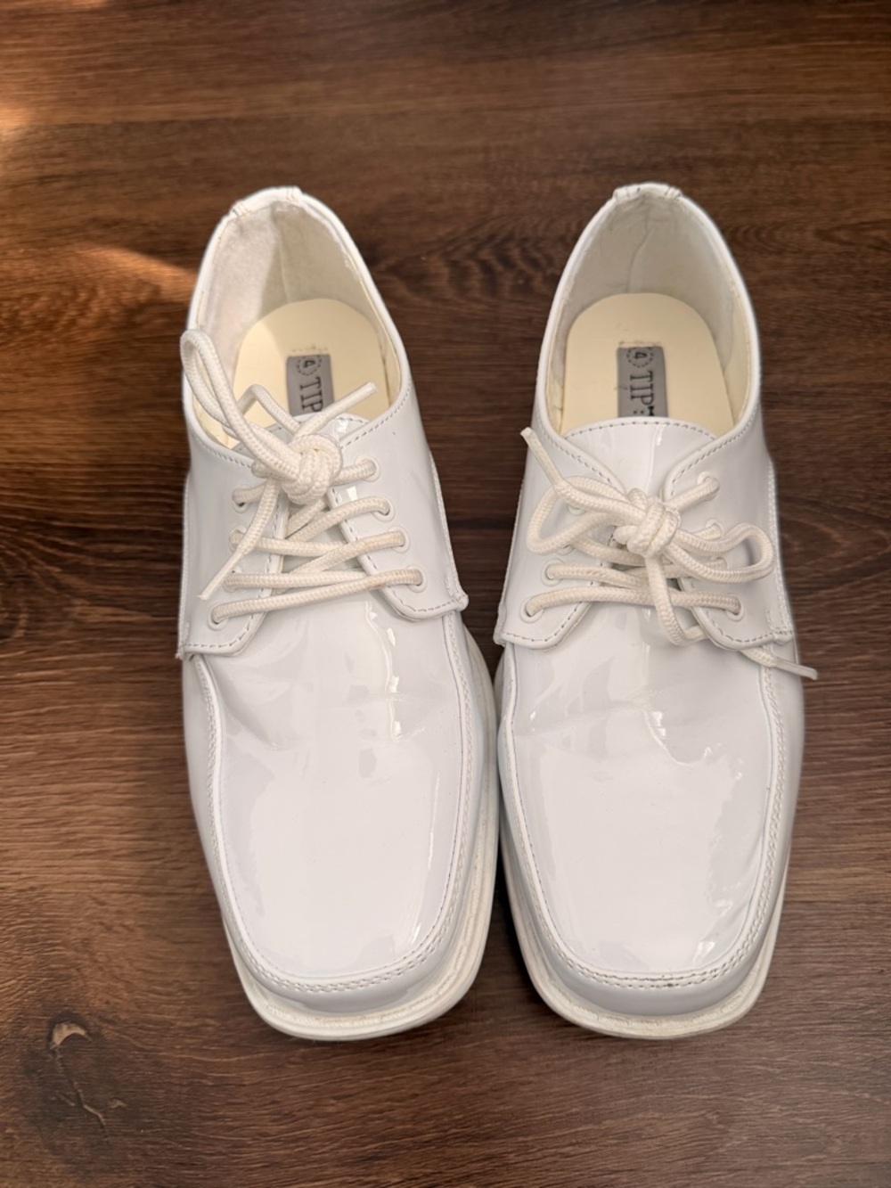 Tip Top Kids White Patent Lace-Up Dress Shoes
